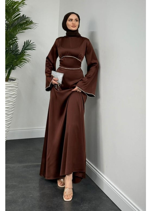 Vlasi Kolu Ve Beli Baget Taşlı Saten Abiye Kahverengi