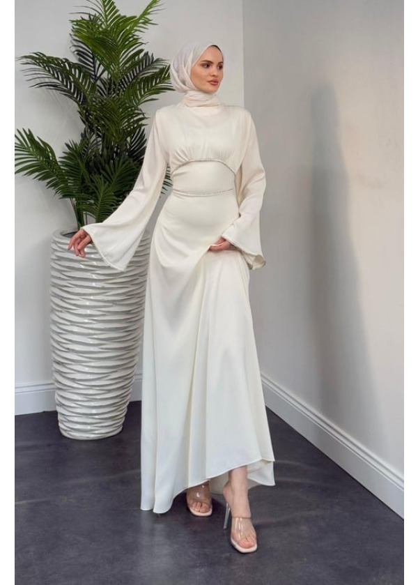 Vlasi Kolu Ve Beli Baget Taşlı Saten Abiye Beyaz